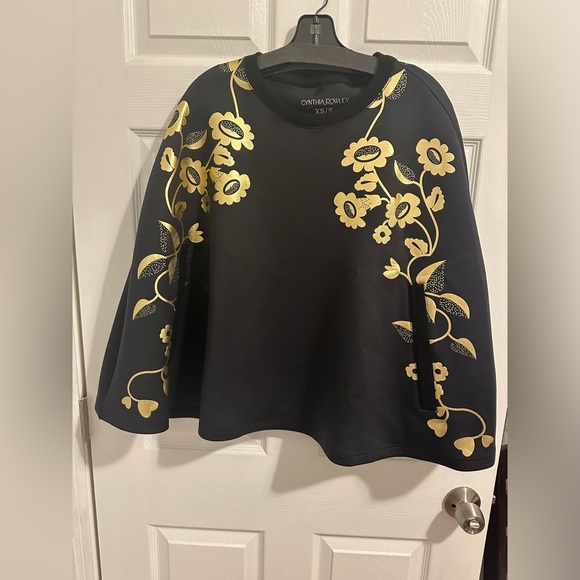 Cynthia Rowley Black and Gold Floral Cape Jacket - Picture 7 of 7